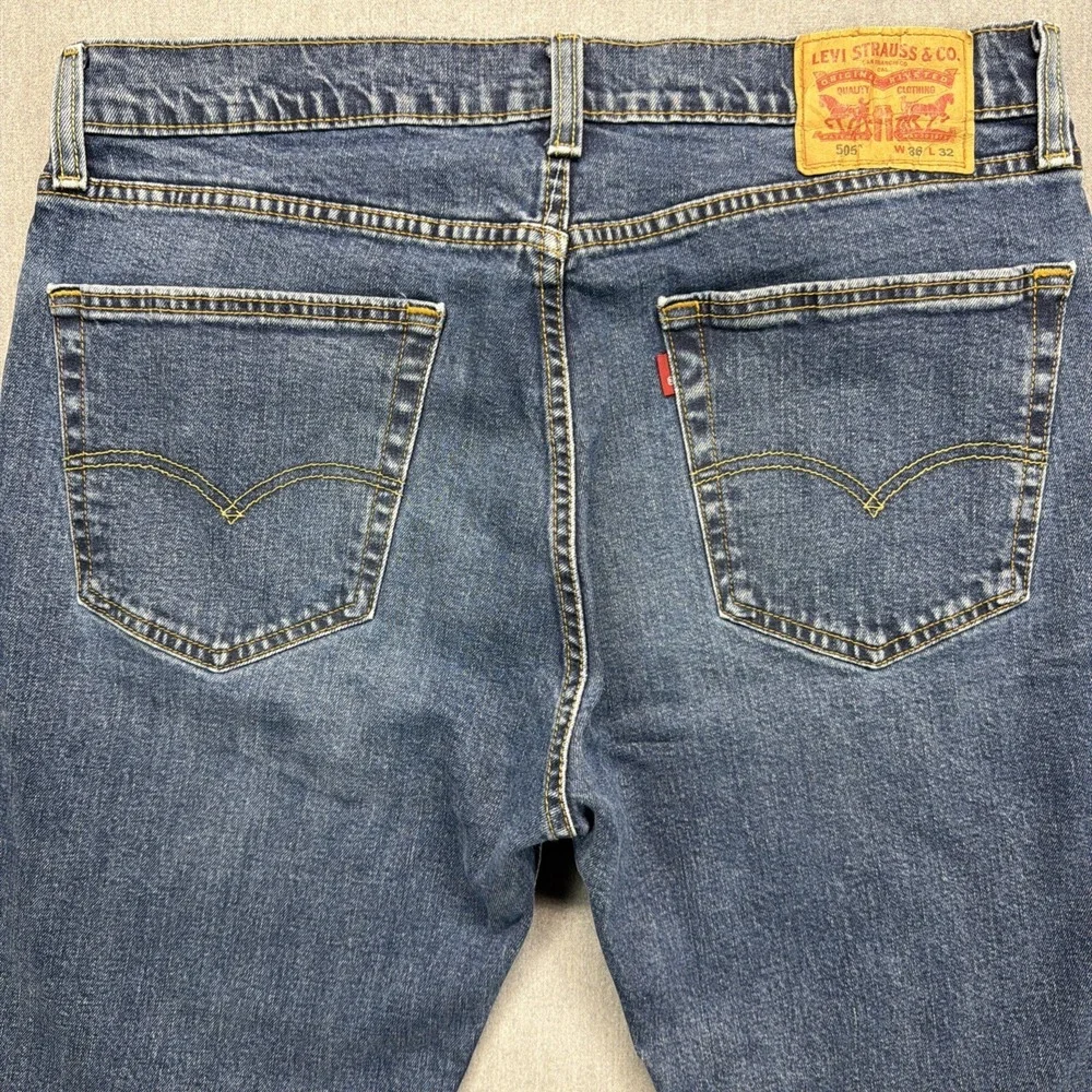 Levis 505 Jeans Mens 36x32 (Fits 34x30) Dark Blue‎ Denim Straight Leg